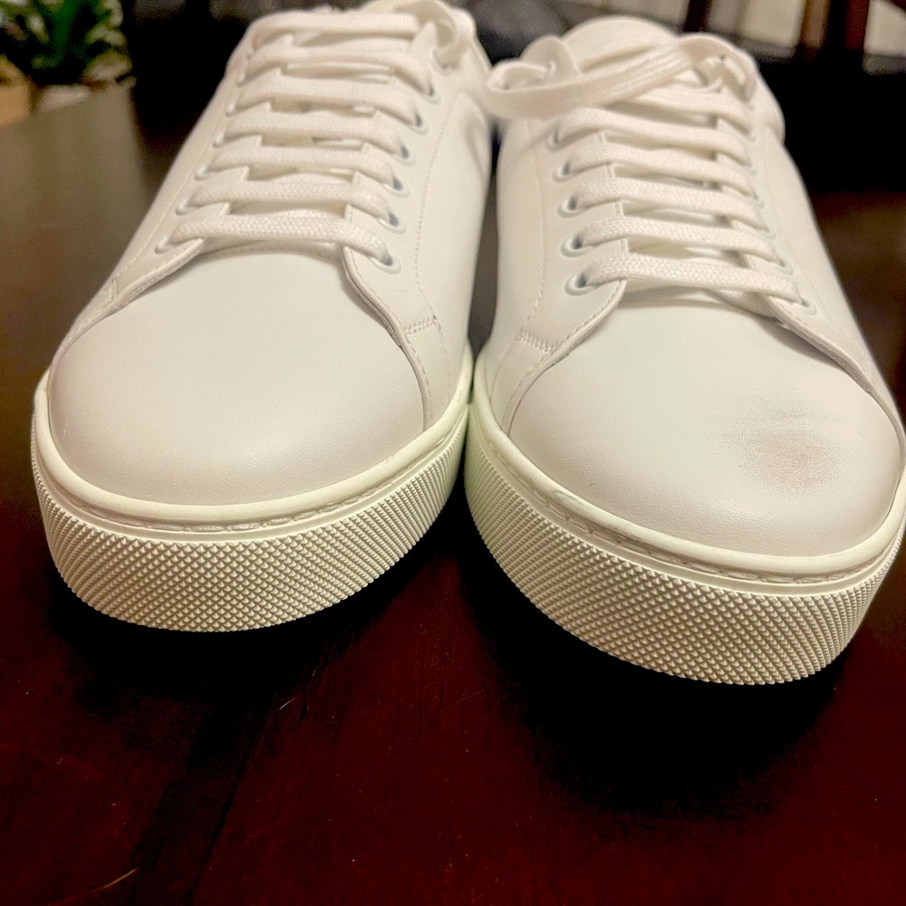Burberry White Sneakers Minimalist Design - Picture 2 of 15